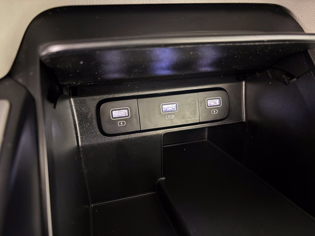 Used 2022 Kia Sorento S w/ Panoramic Sunroof Package FWD image 30