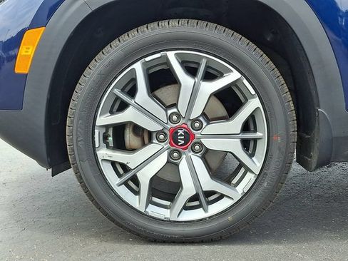 Used 2021 Kia Seltos S AWD/4WD image 8
