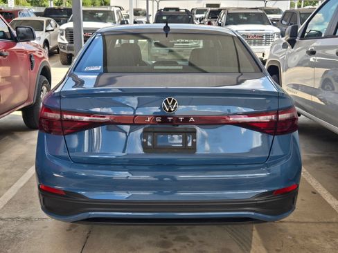 Used 2025 Volkswagen Jetta Sport FWD image 6