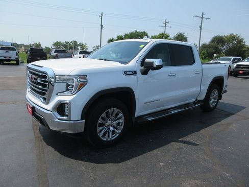 Used 2021 GMC Sierra 1500 SLT w/ SLT Premium Plus Package AWD/4WD image 10