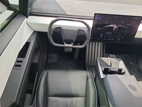 Used 2024 Tesla Cybertruck Cyberbeast AWD/4WD image 14