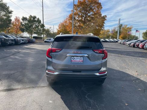 Used 2019 GMC Terrain SLT w/ Preferred Package image 5