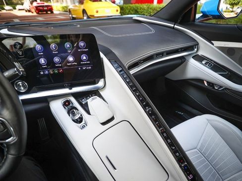 Used 2020 Chevrolet Corvette Stingray Preferred Cpe w/ 2LT Preferred Equipment Group image 30