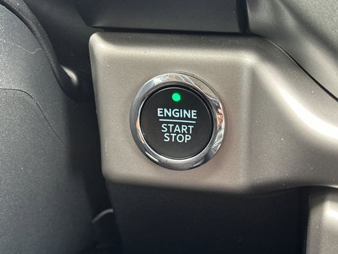 Used 2024 Ford Expedition Max XLT image 31