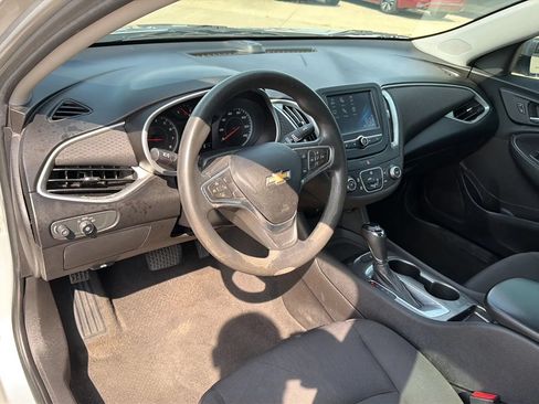 Used 2018 Chevrolet Malibu LS FWD image 80