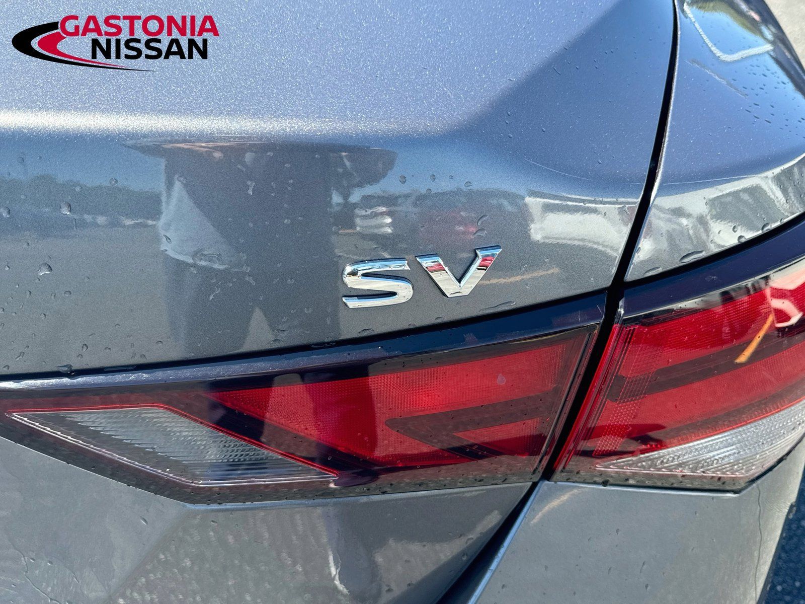Used 2024 Nissan Sentra SV FWD image 7