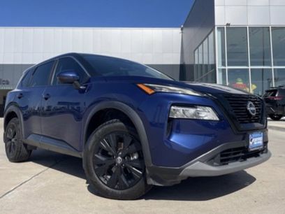 Used 2022 Nissan Rogue SV