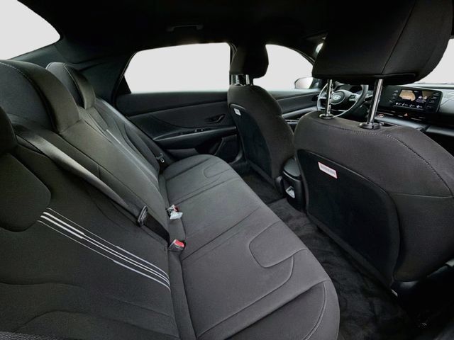 Certified 2025 Hyundai Elantra Sport FWD image 25