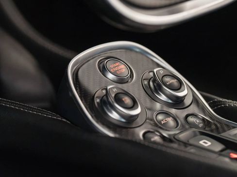 Used 2017 McLaren 570S RWD image 51