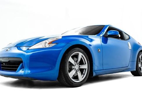 Used 2009 Nissan 370Z Coupe image 11