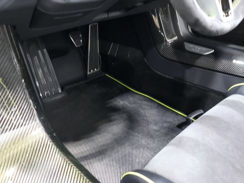 Used 2015 Porsche 918 Spyder image 51