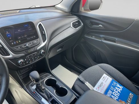 Used 2024 Chevrolet Equinox LT AWD/4WD image 32