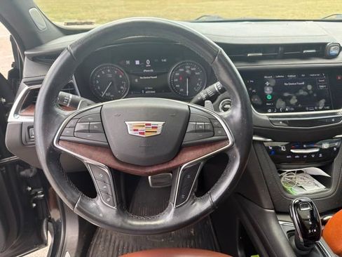Used 2023 Cadillac XT5 Sportv w/ Technology Package AWD/4WD image 14