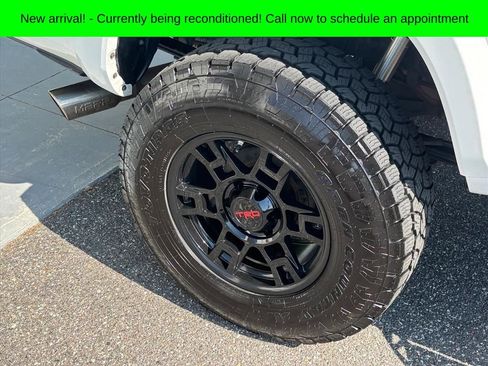 Used 2020 Toyota Tacoma TRD Sport AWD/4WD image 27