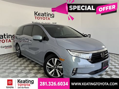 Used 2024 Honda Odyssey Touring image 2