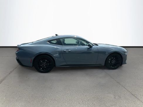 Used 2024 Ford Mustang Coupe RWD image 8