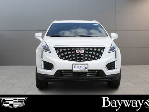 New 2026 Cadillac XT5 Luxury w/ LPO, Floor Liner Package image 2