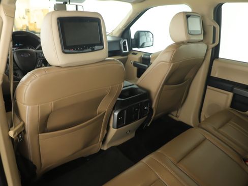 Used 2016 Ford F150 XLT w/ Equipment Group 302A Luxury image 23