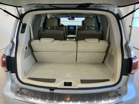 Used 2016 INFINITI QX80 Luxe w/ 22" Wheel Package image 6
