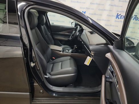 New 2025 MAZDA CX-30 AWD 2.5 S w/ Premium Package image 13