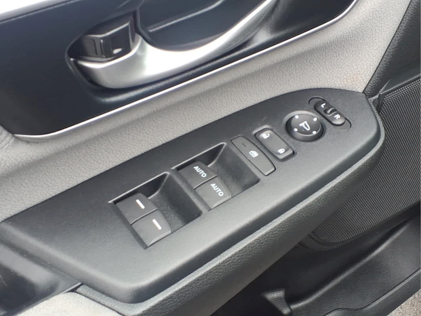 Used 2019 Honda CR-V EX image 18