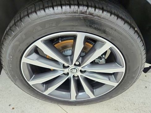 Used 2025 Jaguar F-PACE R-Dynamic S image 59