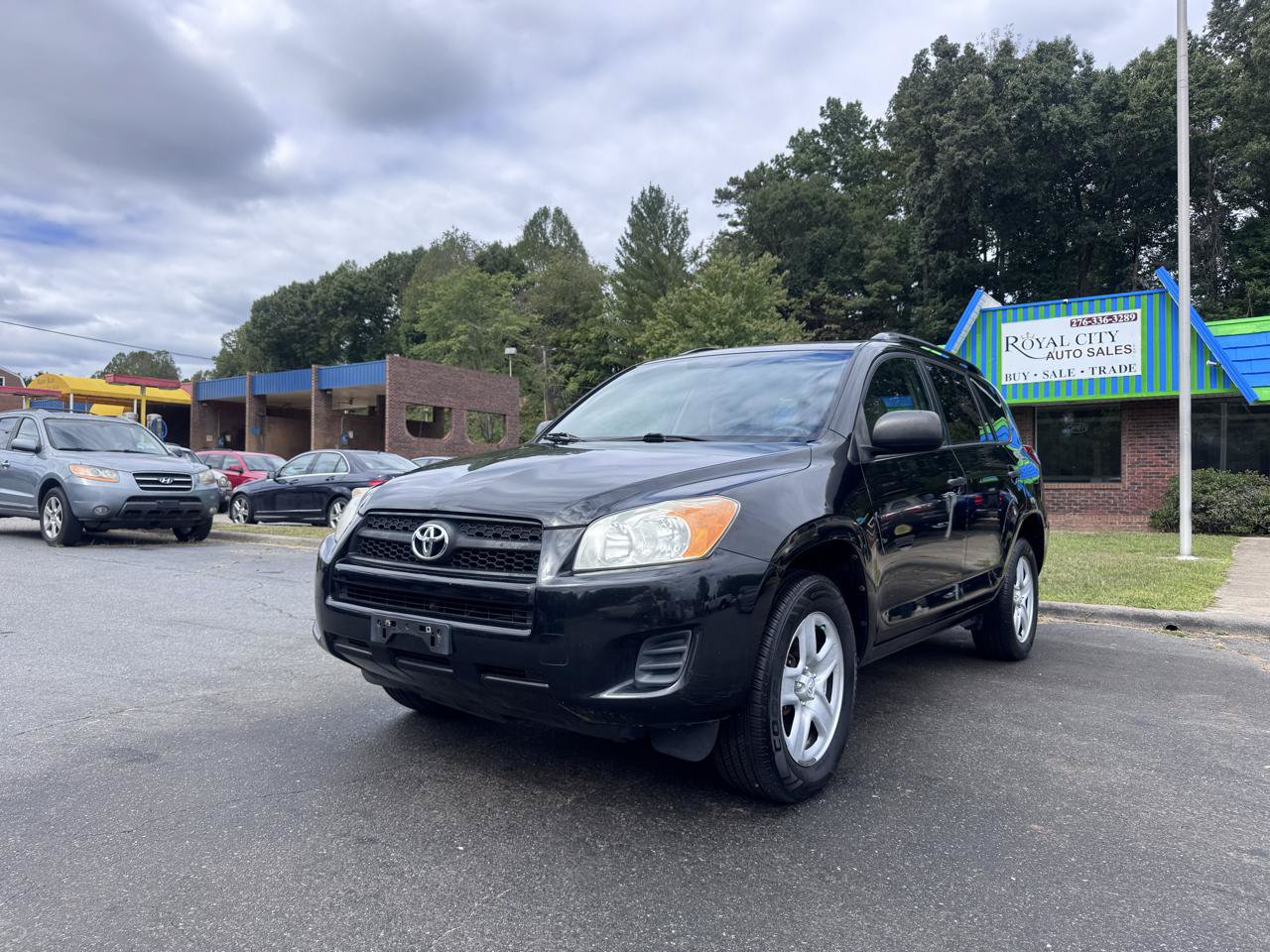 Used 2011 Toyota RAV4 2WD w/ Base L4 Extra Value Pkg image 1
