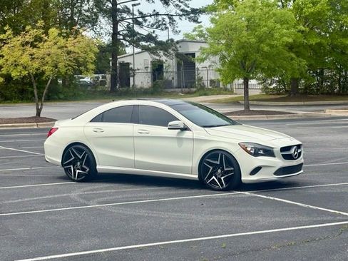 Used 2017 Mercedes-Benz CLA 250 image 10