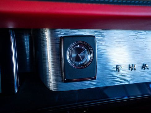 Used 2022 Rolls-Royce Phantom Sedan image 57