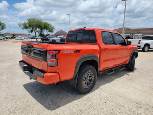 Used 2025 Nissan Frontier PRO-4X w/ Pro Convenience Package image 7