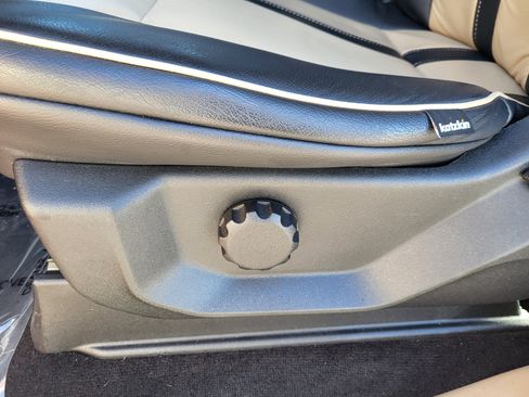 Used 2019 Ford F150 XLT image 15