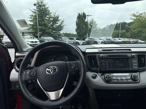 Used 2013 Toyota RAV4 Limited AWD/4WD image 3