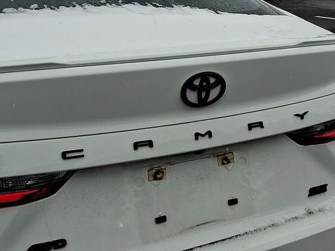 Used 2025 Toyota Camry SE w/ Multimedia Upgrade Package image 4