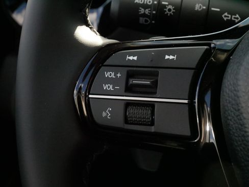Certified 2026 Honda Pilot Touring image 28