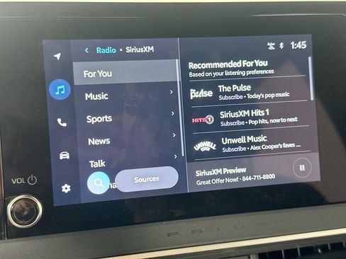 Used 2023 Toyota Prius LE FWD image 30