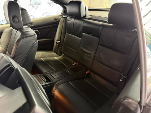 Used 2011 BMW M3 Convertible image 22