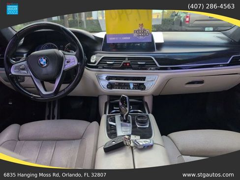 Used 2017 BMW 740i image 20