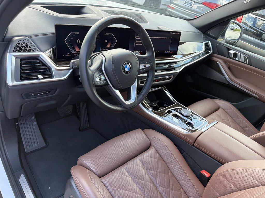 Used 2025 BMW X5 xDrive40i w/ Climate Comfort Package AWD/4WD image 18