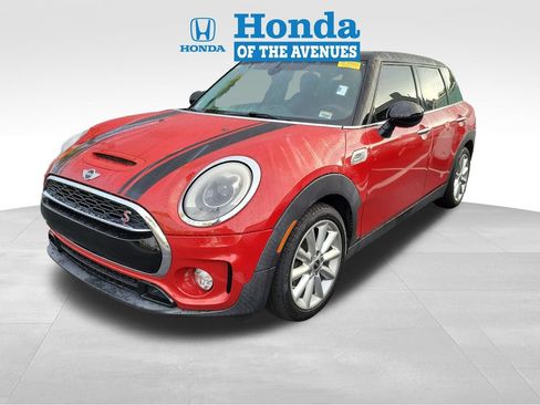 Used 2018 MINI Cooper Clubman S FWD image 3