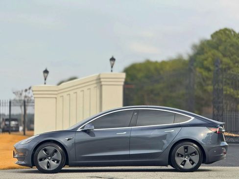 Used 2020 Tesla Model 3 image 7