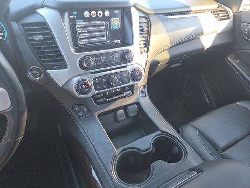 Used 2020 GMC Yukon XL SLT w/ Graphite Performance Edition image 35