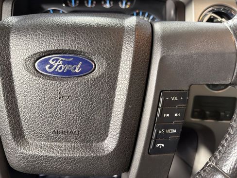 Used 2012 Ford F150 Lariat w/ Lariat Chrome Pkg image 36