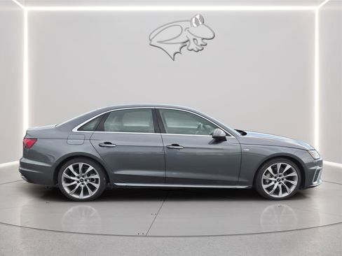 Used 2022 Audi A4 2.0T Premium Plus w/ Premium Plus Package AWD/4WD image 6
