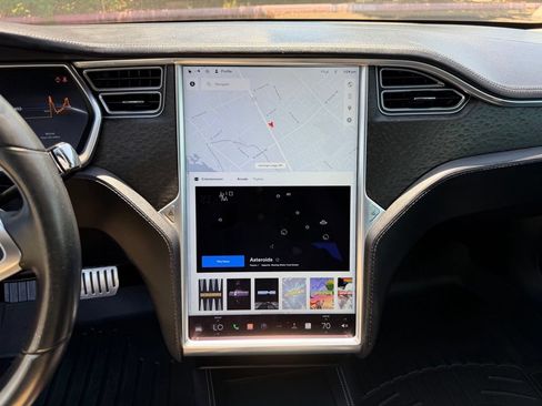 Used 2013 Tesla Model S Performance RWD image 20