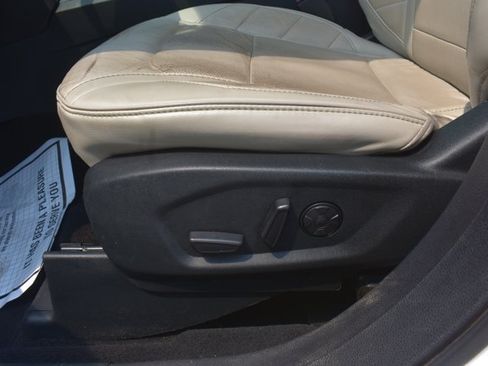 Used 2019 Ford Explorer Limited w/ Limited Luxury Package FWD image 14