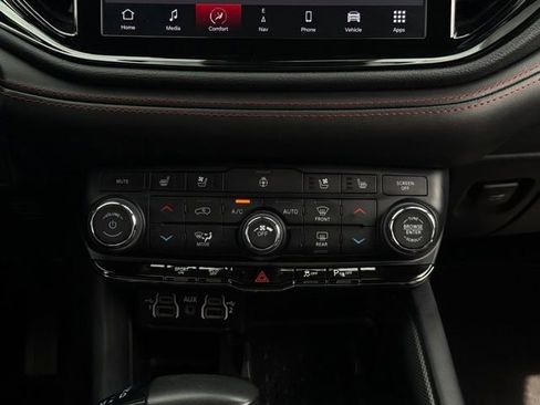 Used 2025 Dodge Durango R/T AWD/4WD image 30