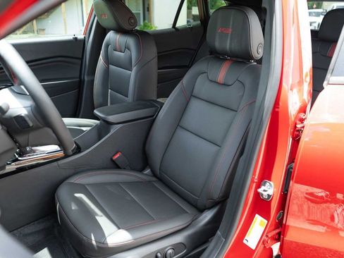 New 2026 Chevrolet Trax RS FWD image 13