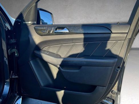 Used 2016 Mercedes-Benz GL 320 BlueTEC 4MATIC image 28