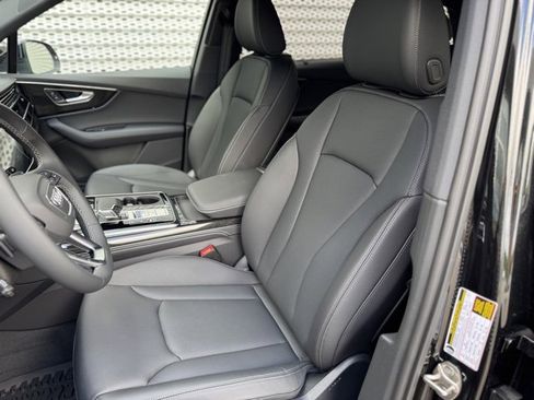 New 2025 Audi Q7 3.0T Premium Plus image 9