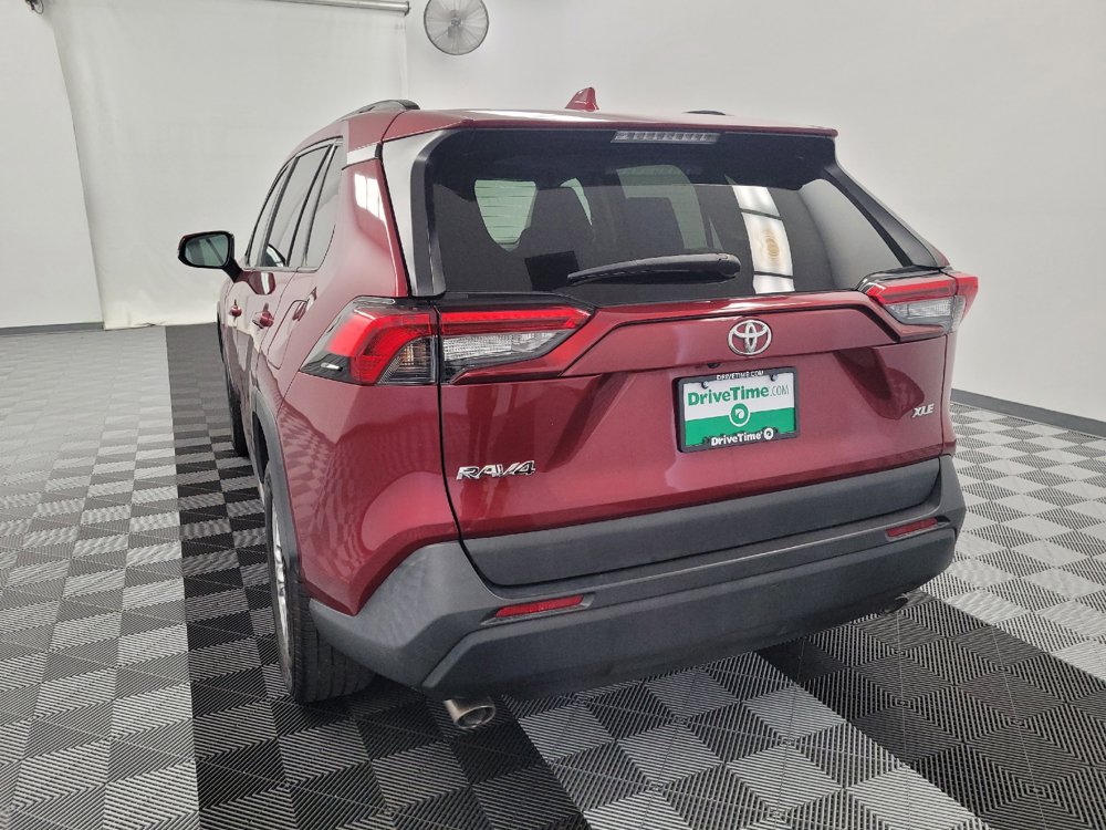 Used 2021 Toyota RAV4 XLE w/ Convenience Package FWD image 6